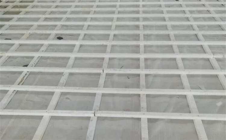 沈陽硬木企口體育木地板生產(chǎn)廠家