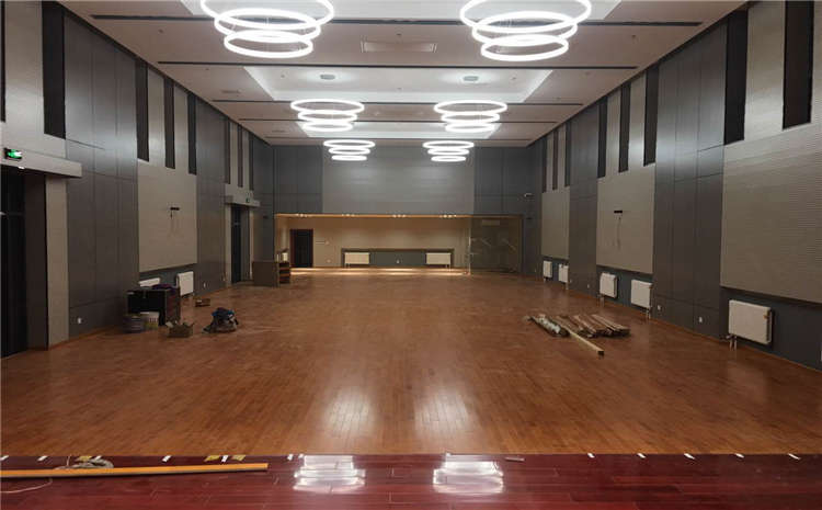 常見(jiàn)的舞蹈室木地板生產(chǎn)廠家