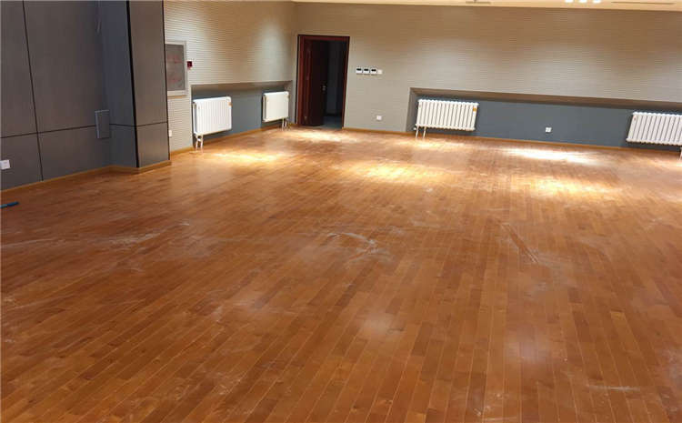 西藏楓木體育木地板廠家報(bào)價(jià)