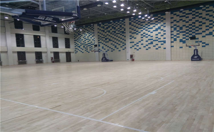 上海楓木體育木地板哪家公司好