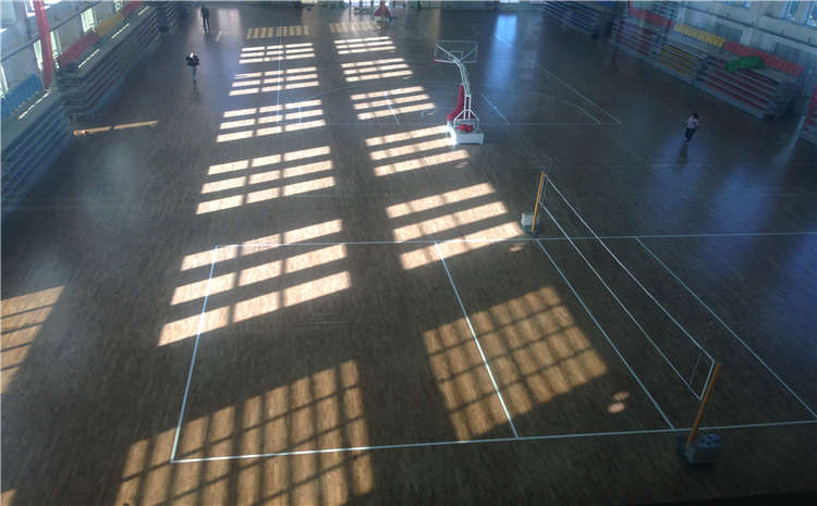 吉林專業(yè)實(shí)木運(yùn)動地板厚度