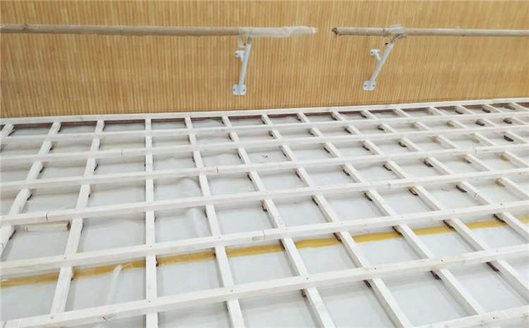 橡膠木木地板籃球場(chǎng)廠**哪**好？